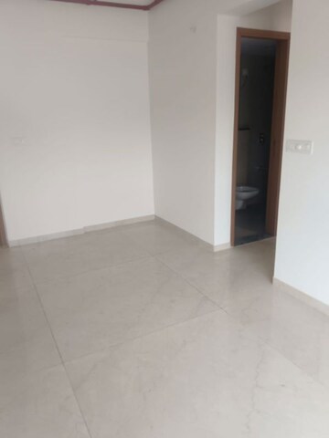 Room in 1 BHK Apartment at Godrej Urban Park, Chandivali – for Rent