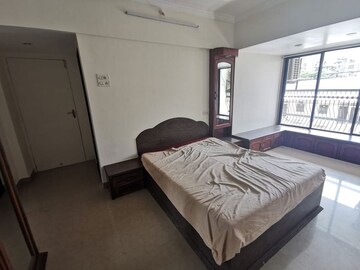 Bedroom in 3 BHK Apartment at Khar West – for Rent