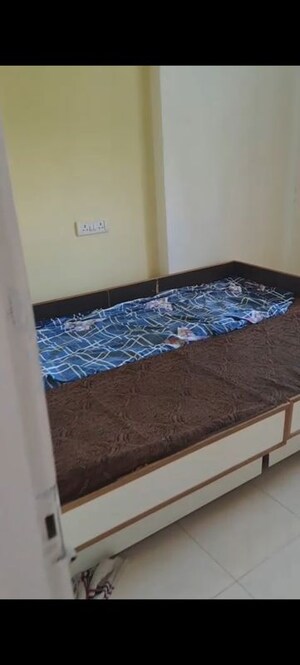 Bedroom in 2 BHK Apartment at Seven Bungalow, Andheri West – for Rent