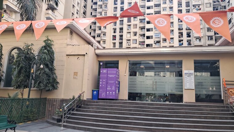 Exterior View, amrapali-silicon-city 3 Bedroom 1420 Sq.Ft. Apartment In Sector 76 Noida 10082928