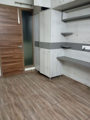 Staircase in 4 BHK Apartment at Unitech The Residences Sector 33, Sector 33 – for Rent