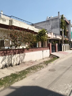 6+ BHK Independent House For Sale in Tonk Phatak