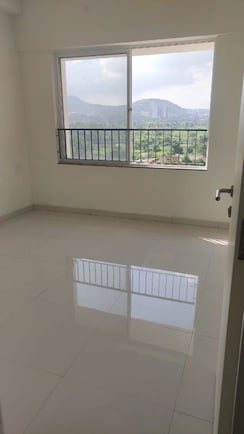 2 BHK + Extra Room Apartment For Rent in Godrej 24