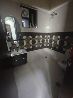 Bathroom in 3 BHK Builder Floor at Sushant Lok 2, Sector 57 – for Rent