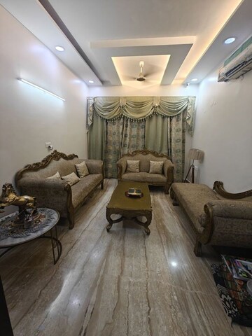 Living Room in 3 BHK Builder Floor at Sushant Lok 2, Sector 57 – for Rent