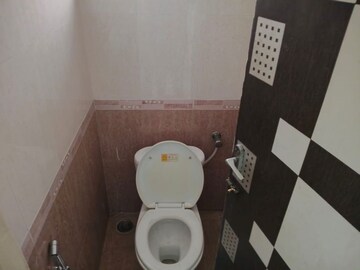 Bathroom in 3 BHK Apartment at Ramesh Hermes Heritage Phase 2, Shastrinagar – for Rent