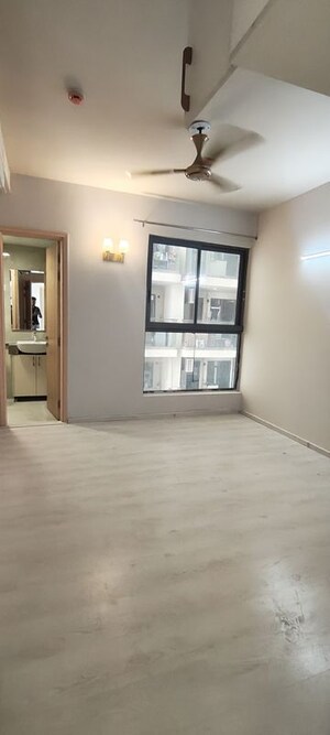 3 BHK Apartment For Rent in Sector 65