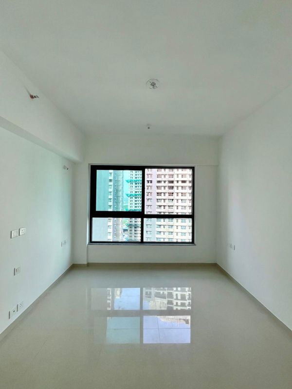 2 BHK Apartment For Sale in Kalpataru Immensa