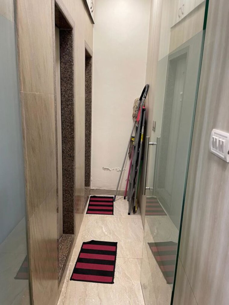 Washroom, omkar-the-summit-business-bay Commercial Office Space 600 Sq.Ft. In Andheri East Mumbai 10083062