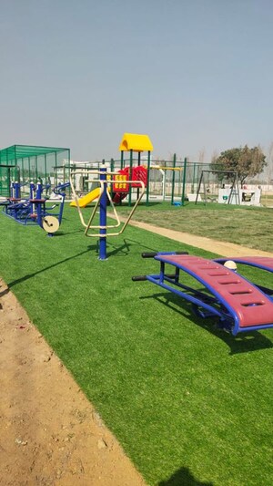 3 BHK Builder Floor – Garden View at BPTP District Phase 2, Sector 84 - for Sale