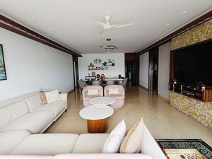 Living Room in 3 BHK Apartment at Nepean Sea Road – for Rent