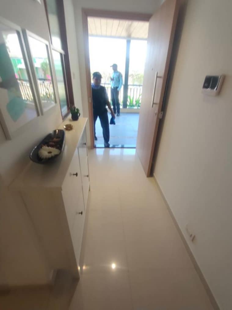 Balcony, godrej-elaris 4 Bedroom 2700 Sq.Ft. Apartment In Magarpatta City Pune 10083045