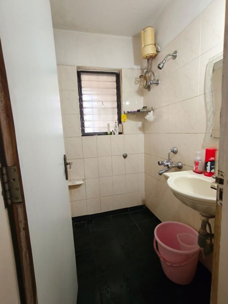 Master Bedroom, lalani-valentine-apartment-1-wing-d 1 Bedroom 405 Sq.Ft. Apartment In Malad East Mumbai 10083130