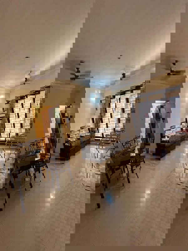 2 BHK 910 Sq.Ft. Apartment in Swapnalok Towers