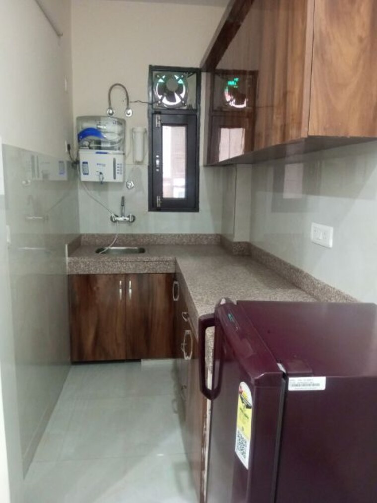 Kitchen, palam vihar extension 1 Bedroom 400 Sq.Ft. Builder Floor In Palam Vihar Extension Gurgaon 10083228