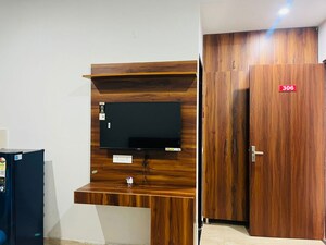 Room in 1 BHK Builder Floor at Sector 46 – for Rent