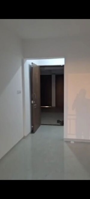 Room in 2 BHK Apartment at Siddhi Nisarg, Wakad – for Rent