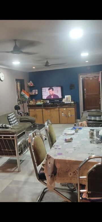 Living Room in 3 BHK Apartment at Krishna Niwas Kalbadevi, Kalbadevi – for Sale