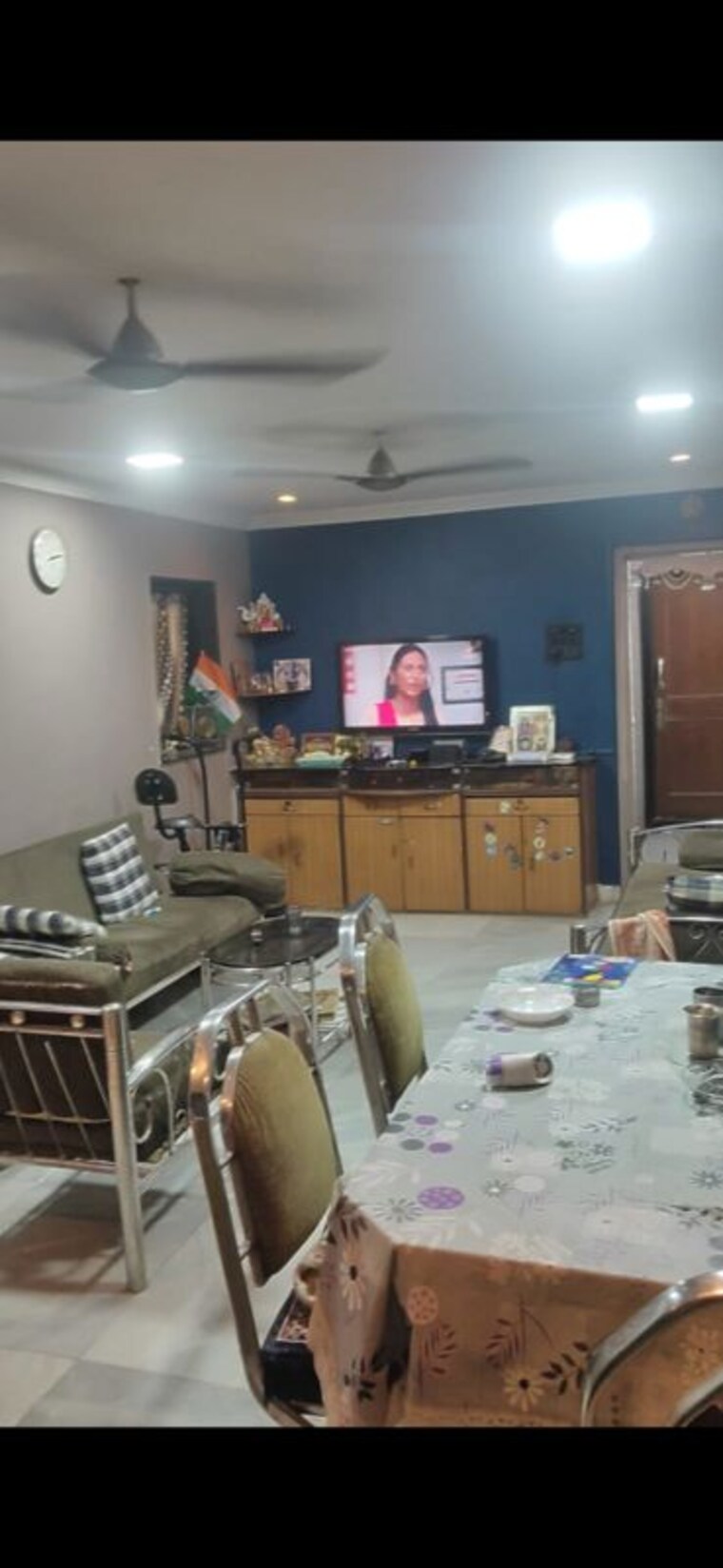 Living Room, krishna-niwas-kalbadevi 3 Bedroom 1200 Sq.Ft. Apartment In Kalbadevi Mumbai 10083224