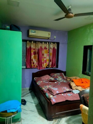 Bedroom in 3 BHK Apartment at Krishna Niwas Kalbadevi, Kalbadevi – for Sale