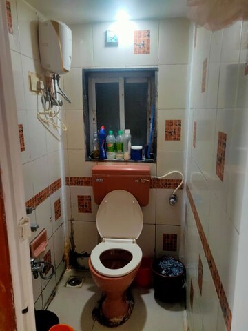 Bathroom in 3 BHK Apartment at Krishna Niwas Kalbadevi, Kalbadevi – for Sale