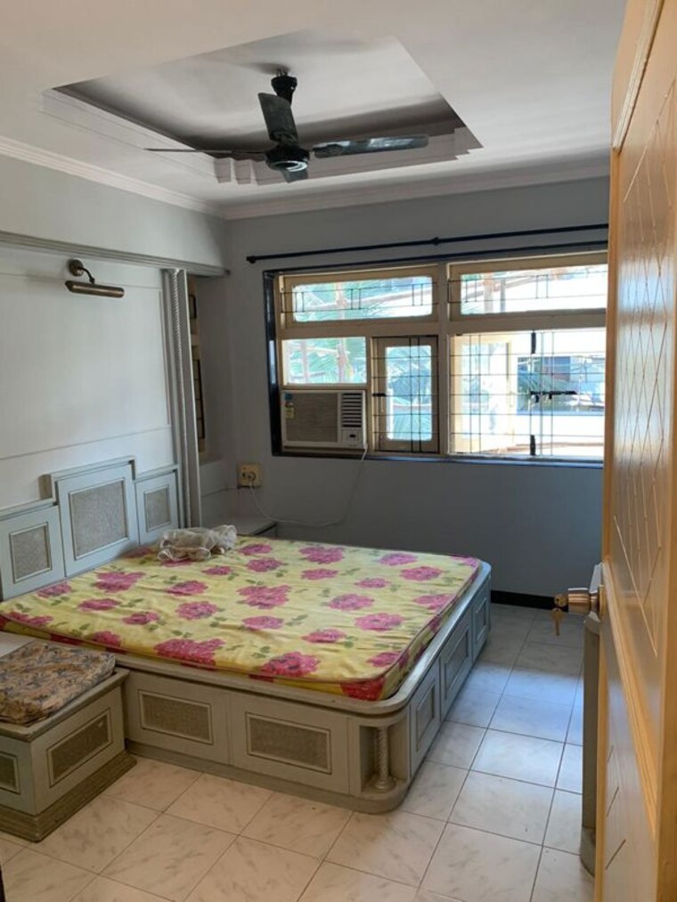 Bedroom, santacruz west 3 Bedroom 1100 Sq.Ft. Apartment In Santacruz West Mumbai 10083205