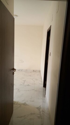 Building Lobby in 2 BHK Apartment at Raheja Ridgewood, Goregaon East – for Rent