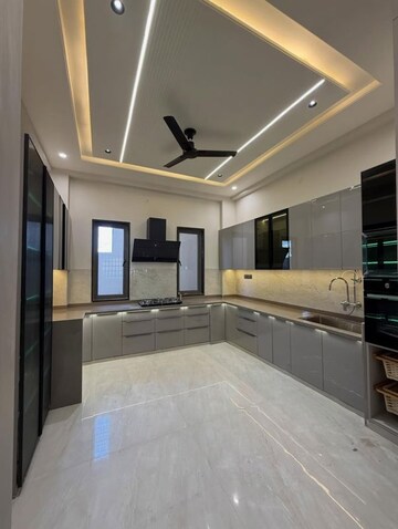 Bedroom in 3 BHK Villa at Hsr Layout – for Sale