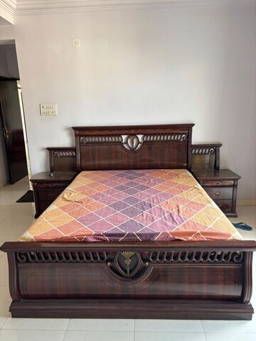 Bedroom in 3 BHK Apartment at Ganga Satellite, Wanwadi – for Rent