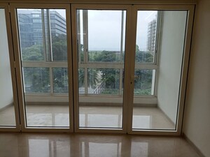 Room in 1 BHK Apartment at Godrej The Trees Phase II, Vikhroli East – for Rent