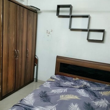 Bedroom in 1 BHK Apartment at Tulshidham Complex, Thane West – for Rent
