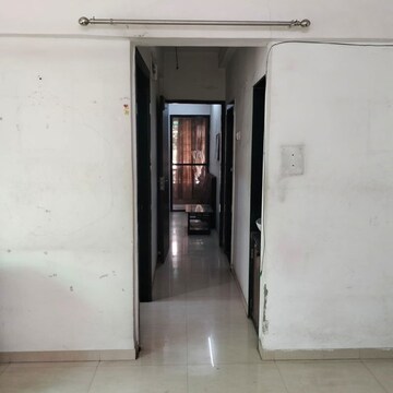 Room in 1 BHK Apartment at Tulshidham Complex, Thane West – for Rent