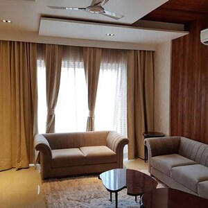 Living Room in 3 BHK Apartment at Sector 65 – for Rent
