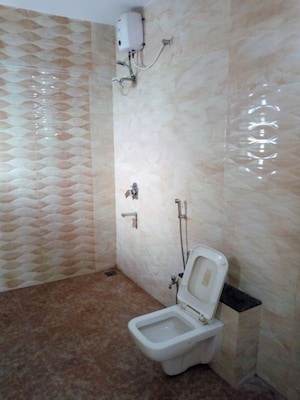 Bathroom in 2 BHK Apartment at Karve Nagar – for Rent