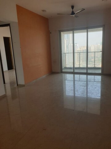 Room in 2 BHK Apartment at H Rishabraj Serenity Decks, Goregaon East – for Rent