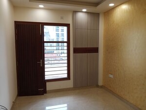Room in 3 BHK Builder Floor at Fidato Honour Homes, Sector 89 – for Sale