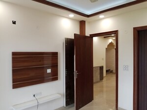 Room in 3 BHK Builder Floor at Fidato Honour Homes, Sector 89 – for Sale