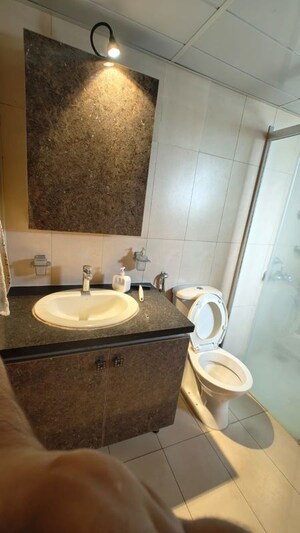 Bathroom in 1.5 BHK Apartment at Prestige Royale Gardens, Gantiganahalli – for Sale