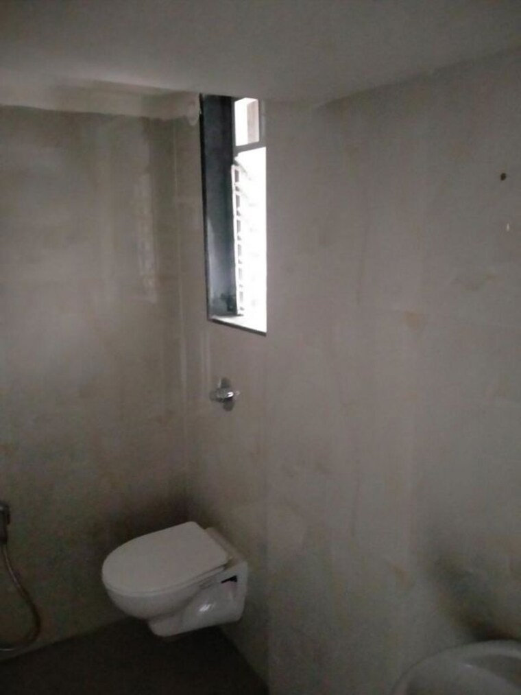 Bathroom, neelyog-virat 2 Bedroom 712 Sq.Ft. Apartment In Malad East Mumbai 10083474