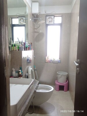 Bathroom in 2 BHK Apartment at Lodha Fiorenza, Goregaon East – for Rent
