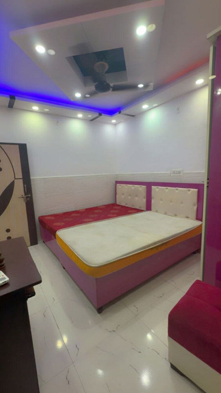 Bedroom, dwarka mor 2 Bedroom 500 Sq.Ft. Builder Floor In Dwarka Mor Delhi 10083435