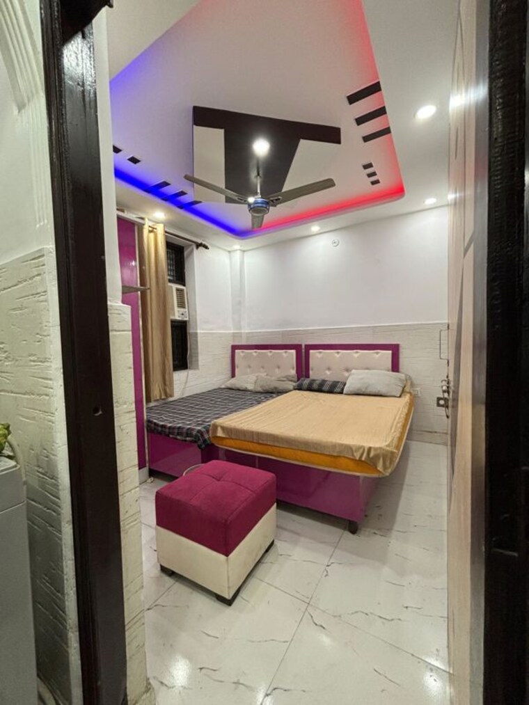 Room, dwarka mor 2 Bedroom 500 Sq.Ft. Builder Floor In Dwarka Mor Delhi 10083435