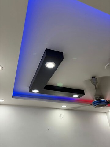 Furnished Amenities in 2 BHK Builder Floor at Dwarka Mor – for Sale