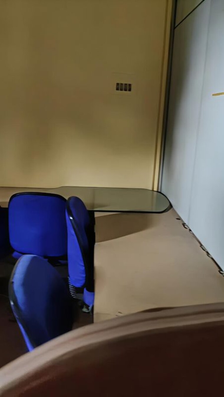 undefined, sector v Commercial Office Space 1100 Sq.Ft. In Sector V Kolkata 10083525