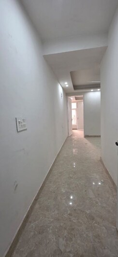 2 BHK Builder Floor For Rent in Saket