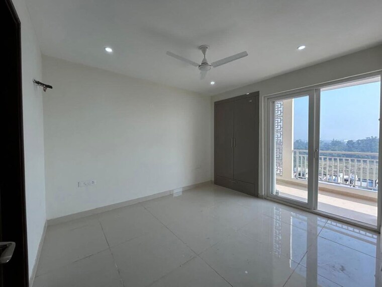 Room, malwa-escon-primera 3 Bedroom 1550 Sq.Ft. Apartment In International Airport Road Zirakpur 10083590