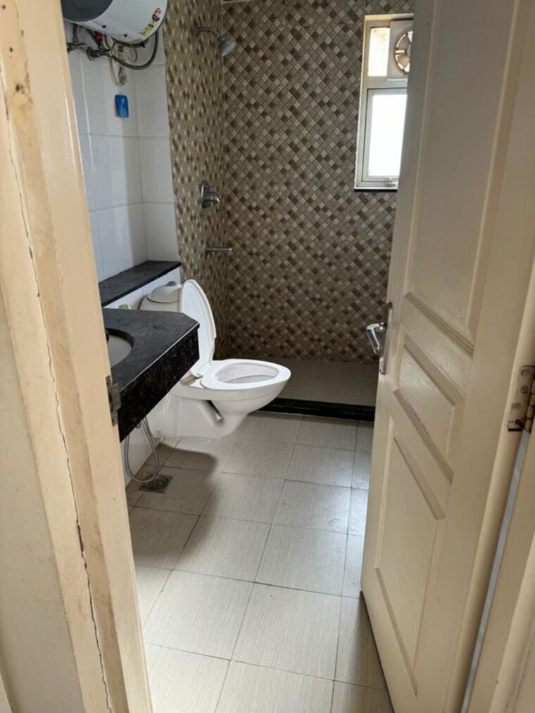 Bathroom, bestech-park-view-ananda 3 Bedroom 1660 Sq.Ft. Apartment In Sector 81 Gurgaon 10083631
