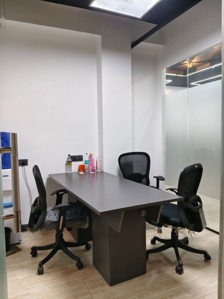 Team Area, sector 63 Commercial Office Space 1600 Sq.Ft. In Sector 63 Noida 10080593