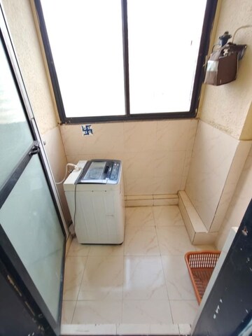 Furnished Amenities in 2 BHK Apartment at Raheja Heights Phase 2, Goregaon East – for Rent