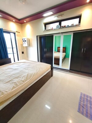 2 BHK Apartment For Rent in Raheja Heights Phase 2, Goregaon East